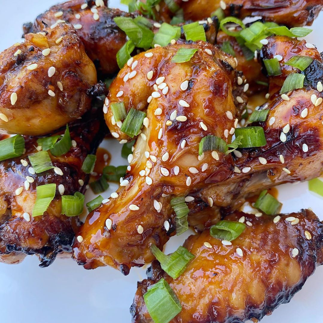 Crispy Breaded Chicken Wings with Chive-Yogurt Dip