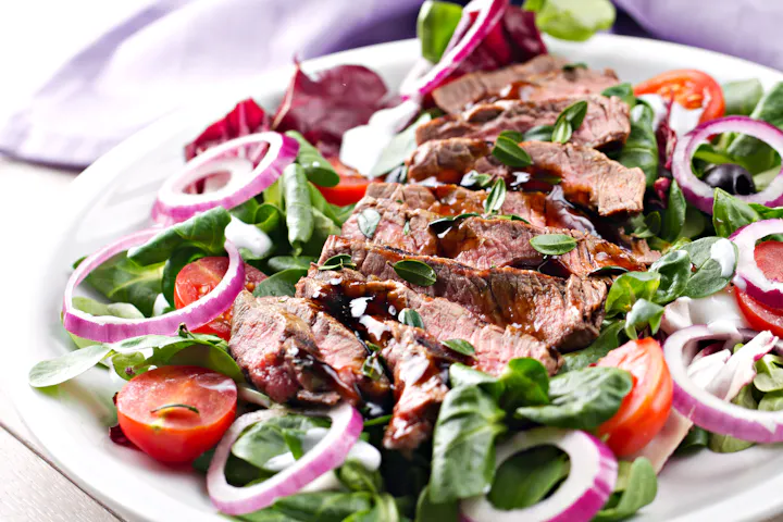 Steak salad