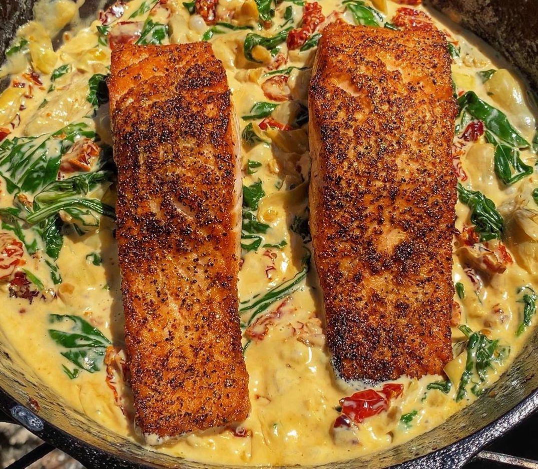 Creamy Garlic Tuscan Salmon 