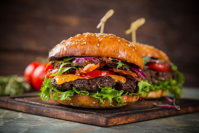 The cheeseburger, 100 ways (Crowd Cow)