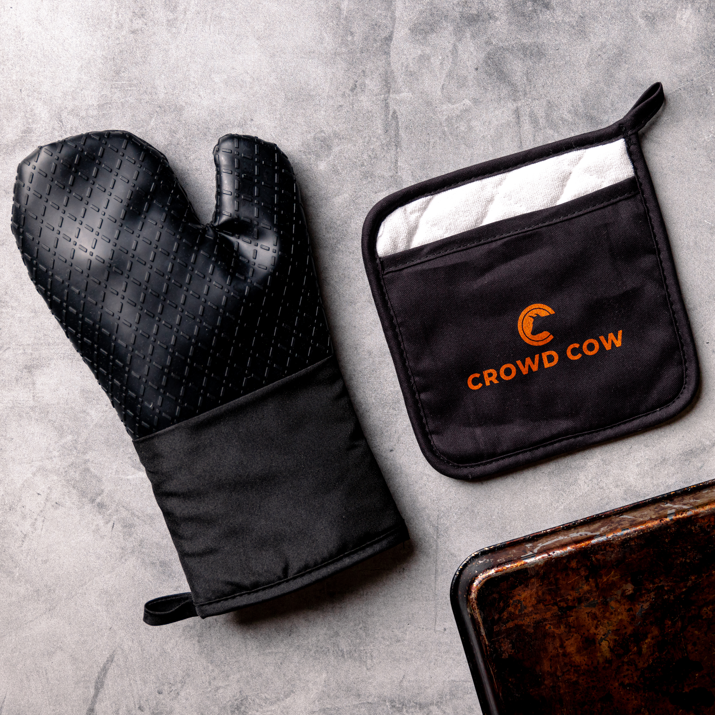 Image of Oven Mitt Set